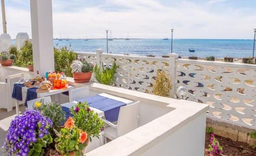 Estasi Sul Mare Acomodação com café da manhã Porto Cesareo Exterior foto